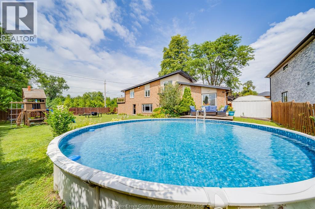 2405 Roxborough Boulevard, Windsor, Ontario  N9E 2Z7 - Photo 48 - 26018515