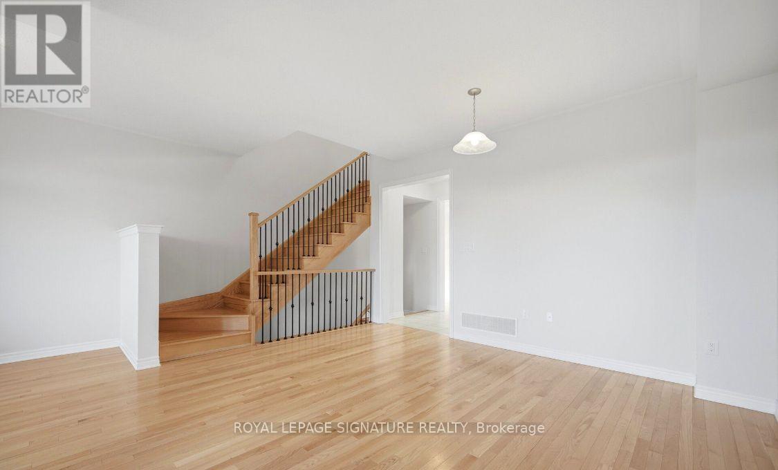 3030 George Savage Avenue, Oakville (Go Glenorchy), Ontario  L6M 0Z1 - Photo 2 - W13624370