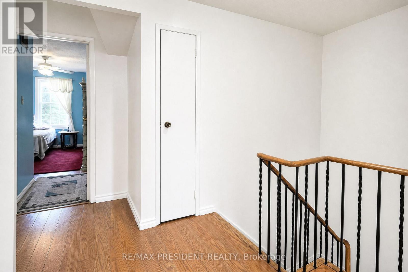 29 Norbrook Crescent, Toronto, Ontario  M9V 4P7 - Photo 13 - W13624378