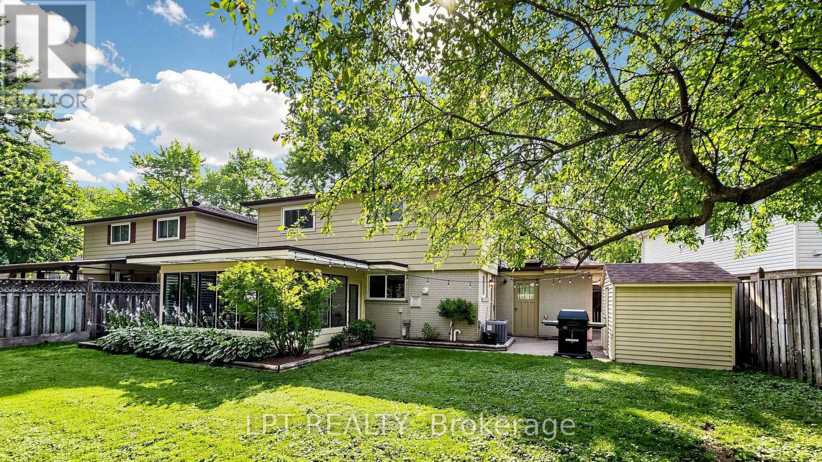 70 Roberts Crescent, Brampton, Ontario  L6W 1G8 - Photo 24 - W13624452