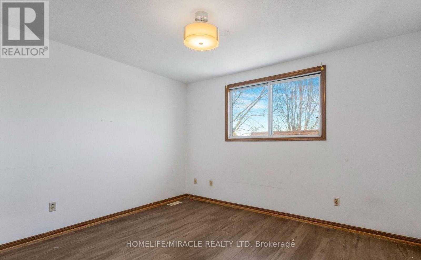 4 Eastwood Drive, Welland, Ontario  L3C 6W3 - Photo 15 - X13624240