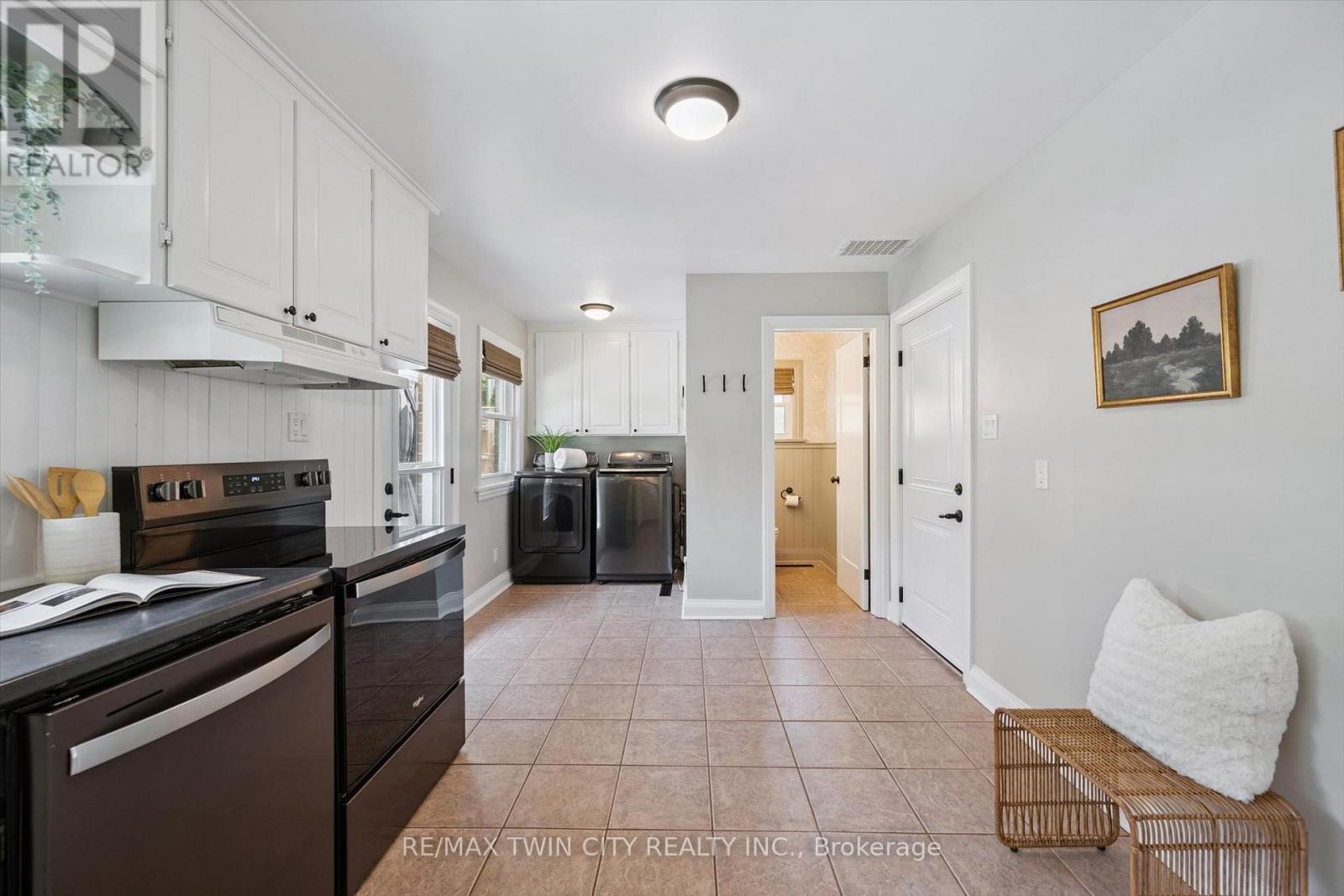 395 Blue Heron Ridge, Cambridge, Ontario  N3H 3H2 - Photo 14 - X13624296