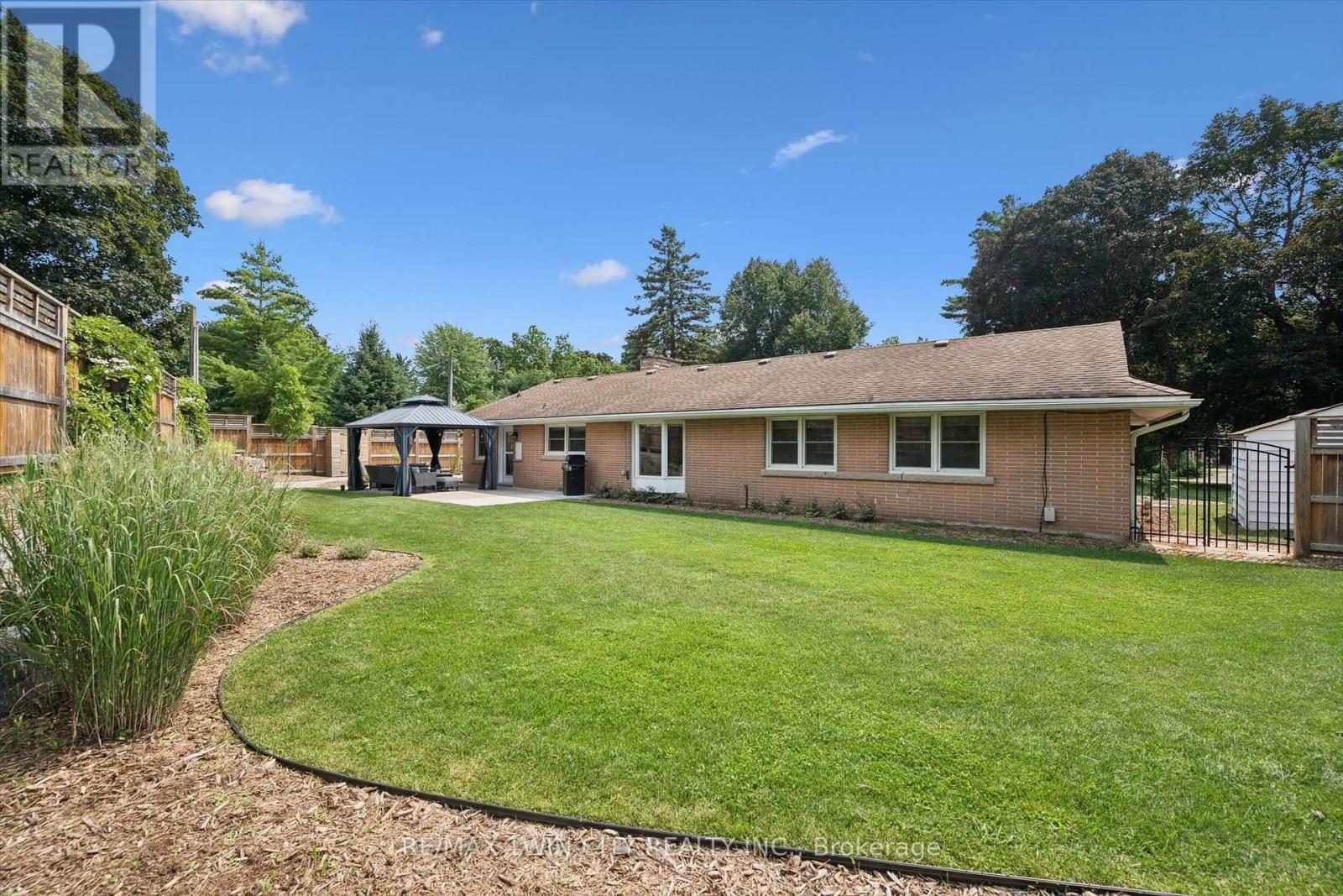 395 Blue Heron Ridge, Cambridge, Ontario  N3H 3H2 - Photo 25 - X13624296