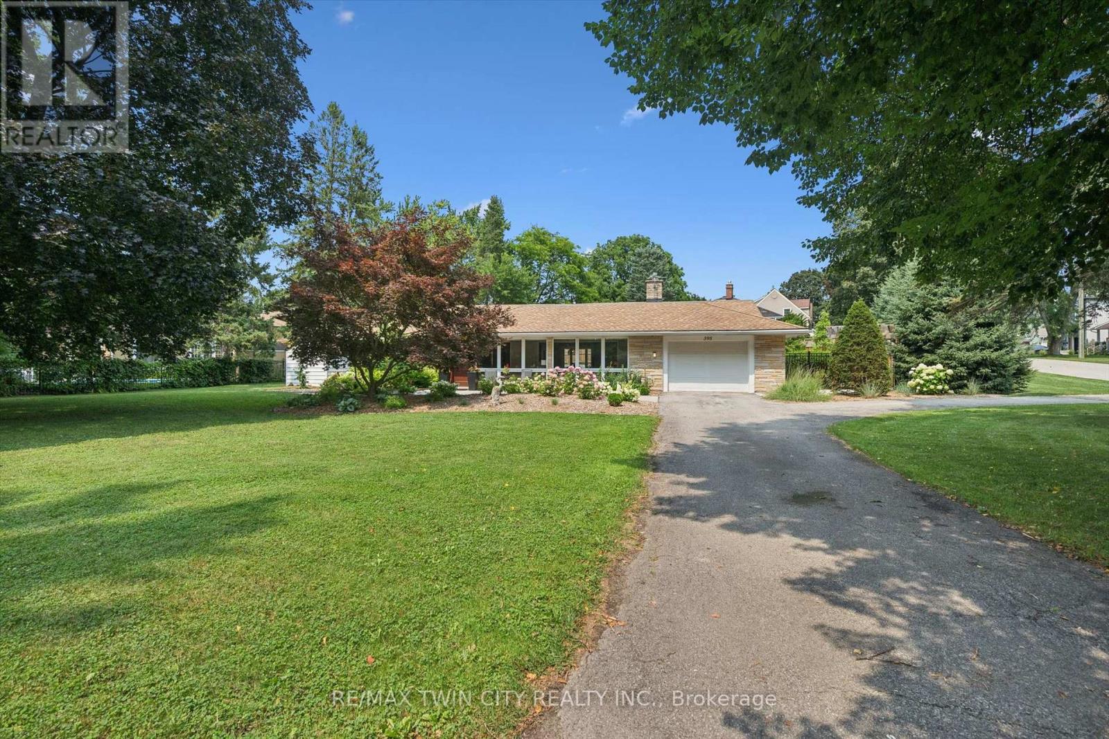 395 Blue Heron Ridge, Cambridge, Ontario  N3H 3H2 - Photo 34 - X13624296