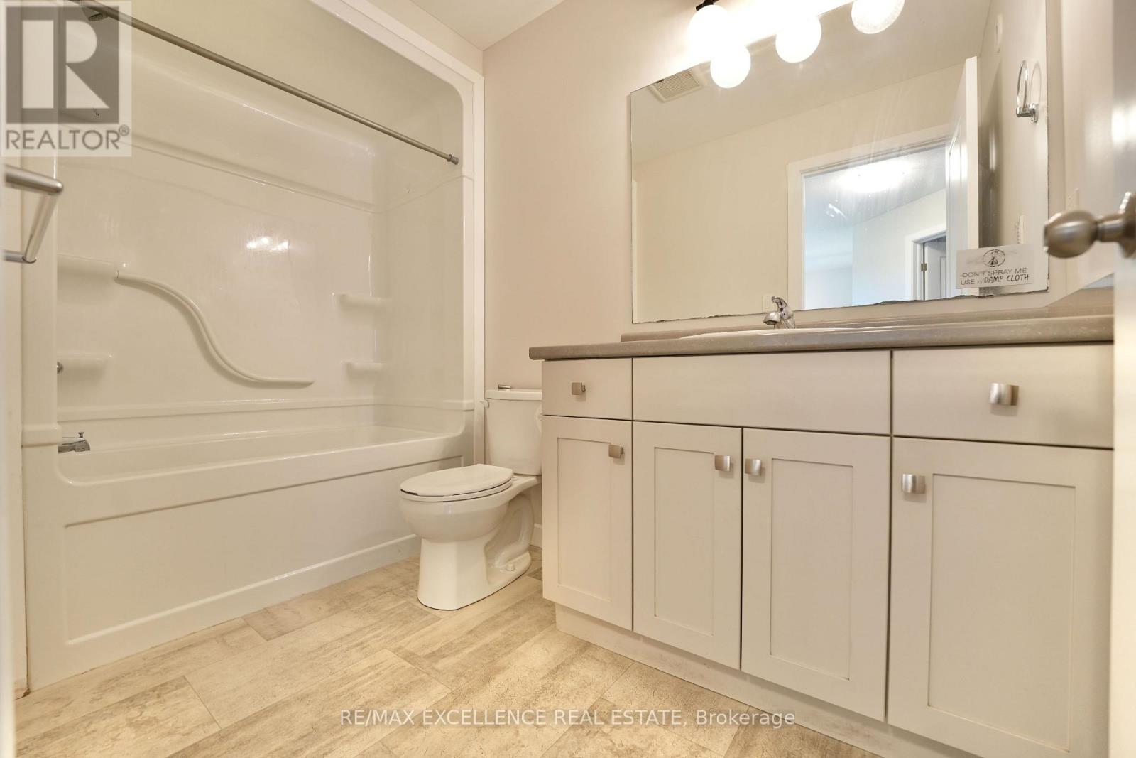 18 Weir Crescent, St. Thomas, Ontario  N5R 0L7 - Photo 18 - X13624334