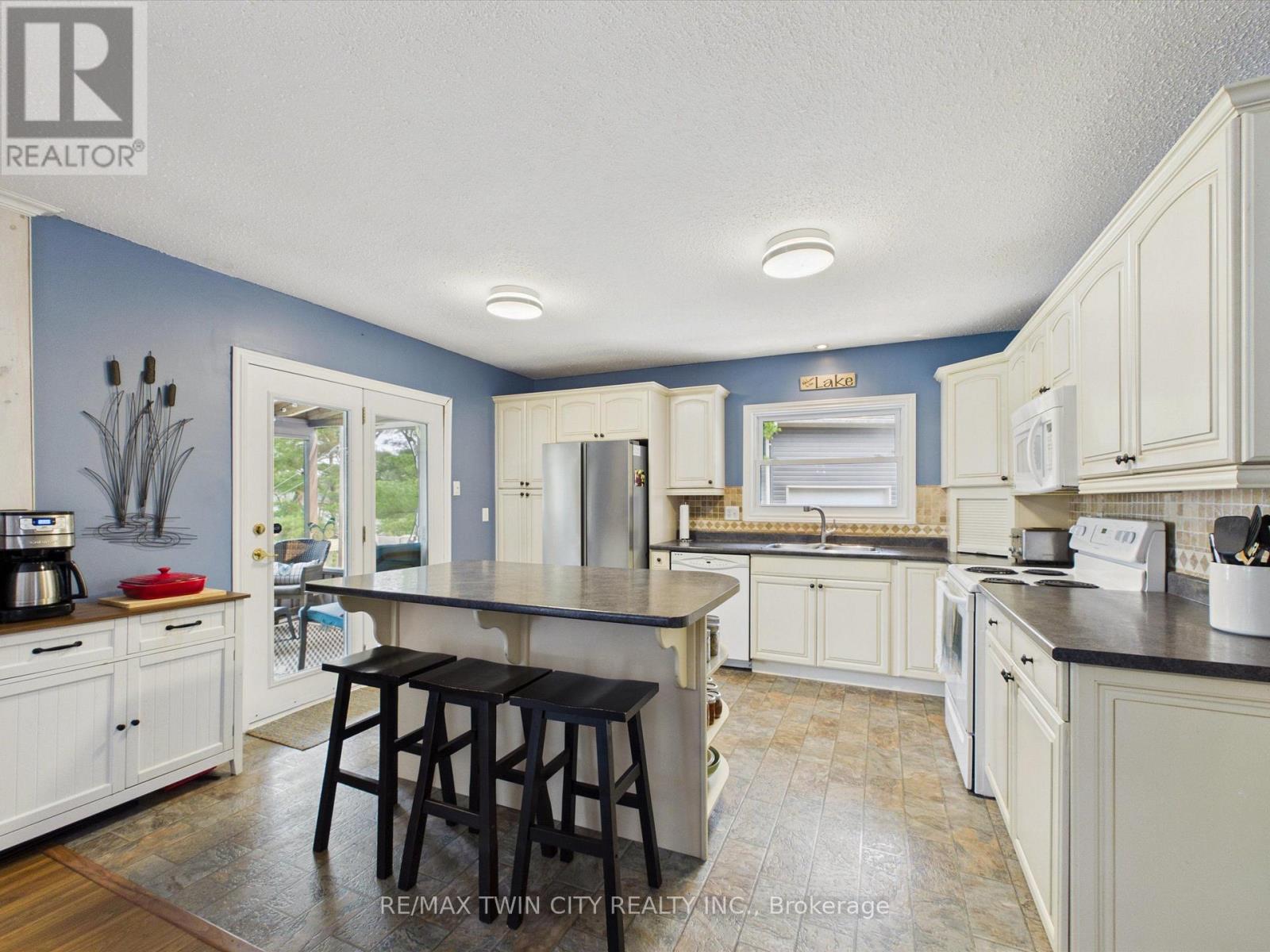 51 Mckellar Lake Road, Mckellar, Ontario  P0G 1C0 - Photo 6 - X13624376
