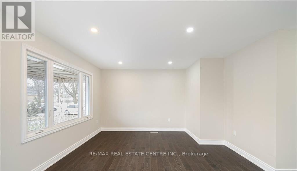 Upper Floor Only - 364 East 14th Street, Hamilton, Ontario  L9A 4C4 - Photo 14 - X13624416