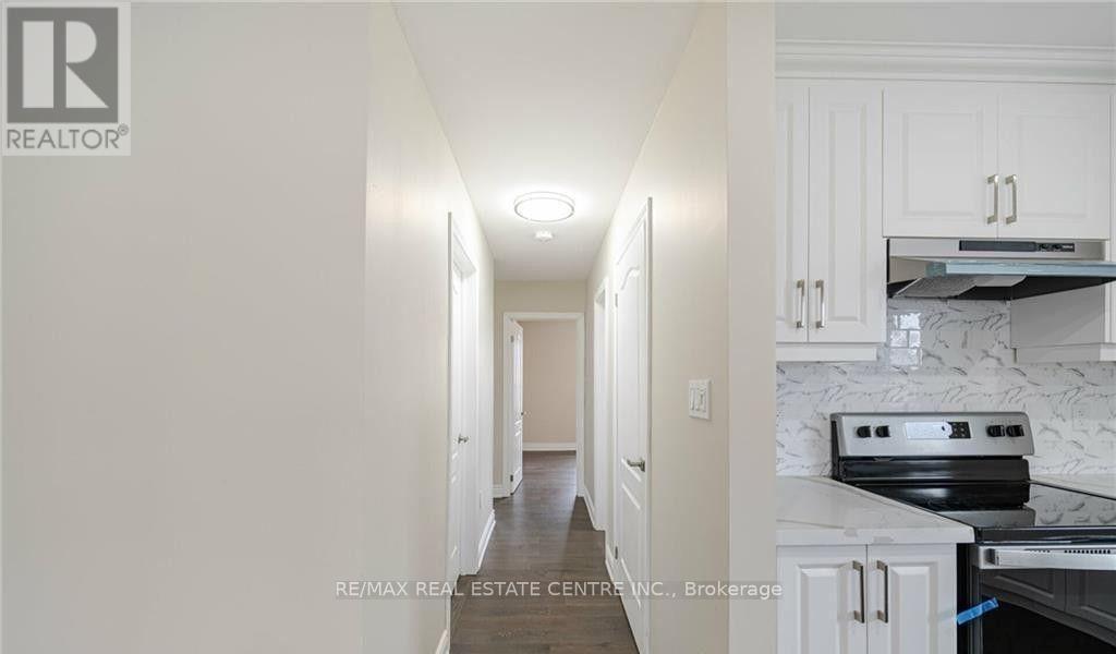 Upper Floor Only - 364 East 14th Street, Hamilton, Ontario  L9A 4C4 - Photo 15 - X13624416