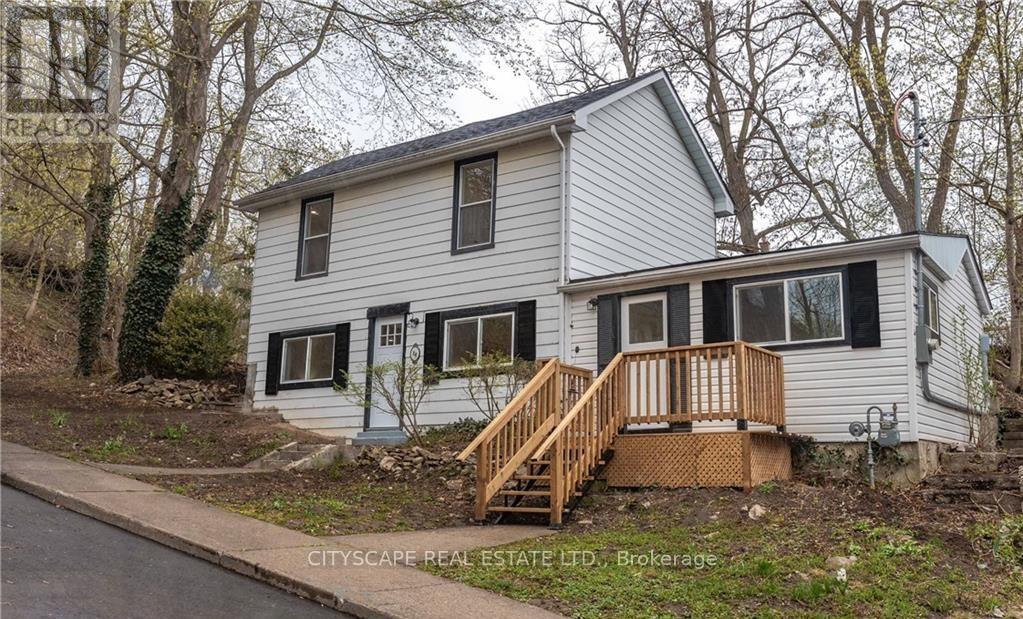 14 Mount Elgin Street, Brant, Ontario  N3L 1G3 - Photo 1 - X13624450