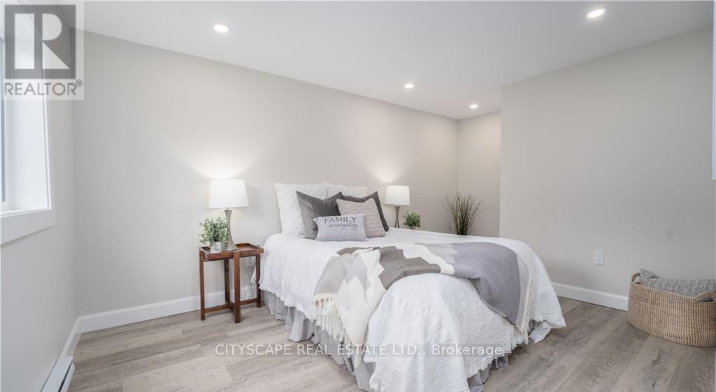 14 Mount Elgin Street, Brant, Ontario  N3L 1G3 - Photo 9 - X13624450