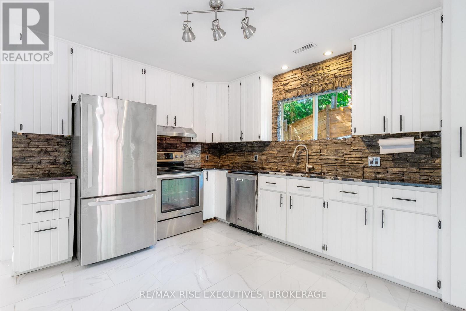 973 Foster Bay Lane, Leeds And The Thousand Islands, Ontario  K0E 1B0 - Photo 14 - X13514322