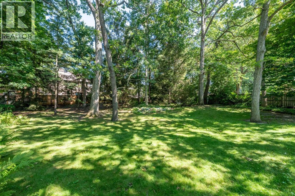 1732 Rutherglen Close, Sarnia, Ontario  N7S 3R9 - Photo 11 - 26018470