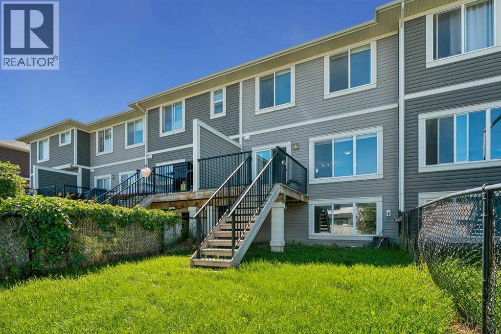 549 Hillcrest Road SW, Airdrie, Alberta  T4B 4H6 - Photo 31 - A2323641