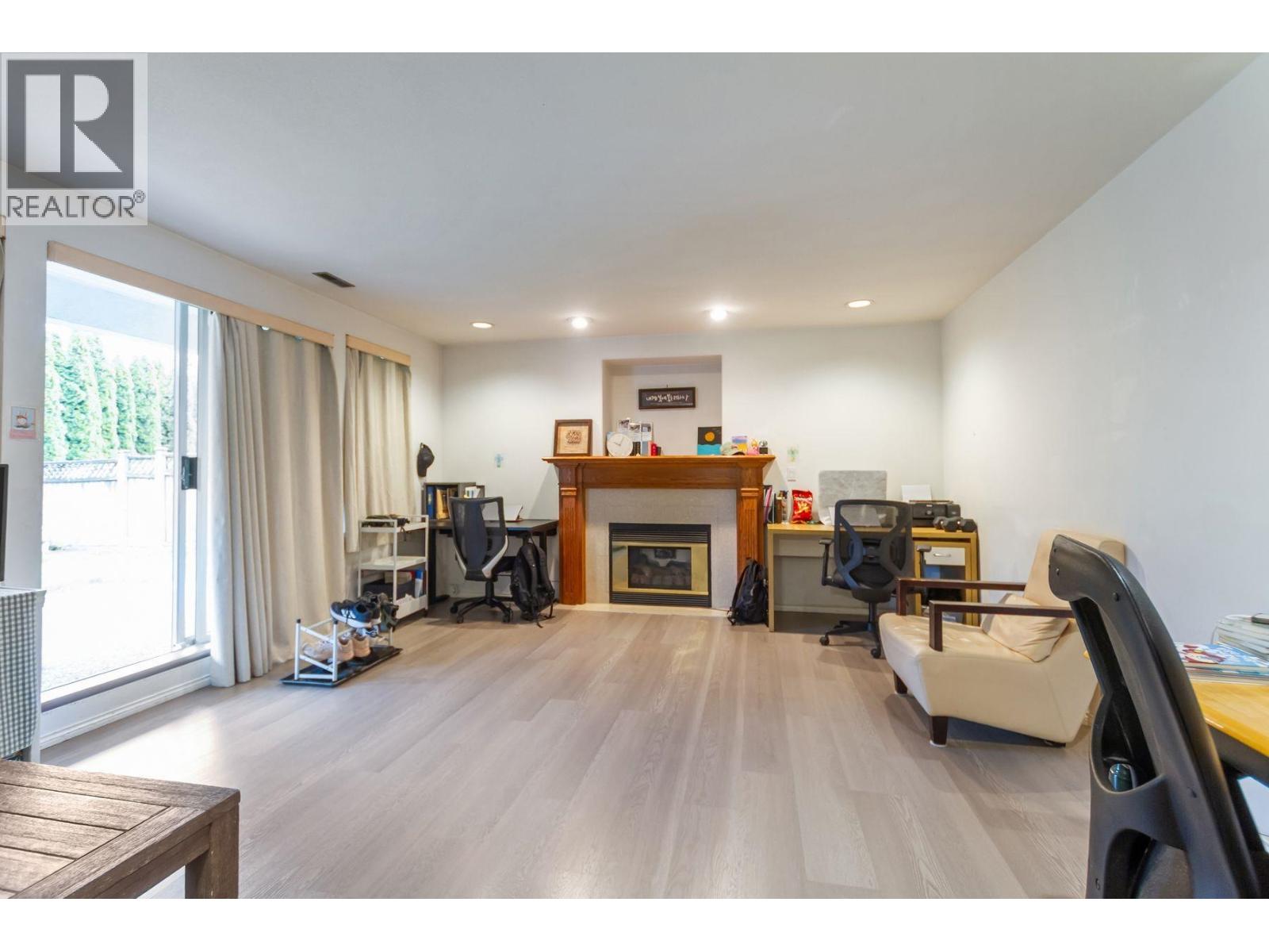 9149 Briar Road, Burnaby, British Columbia  V3N 4X1 - Photo 22 - R3116335