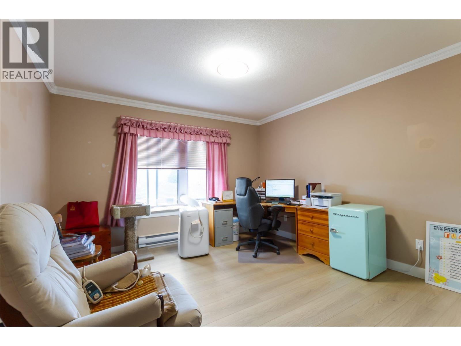 9149 Briar Road, Burnaby, British Columbia  V3N 4X1 - Photo 17 - R3116335