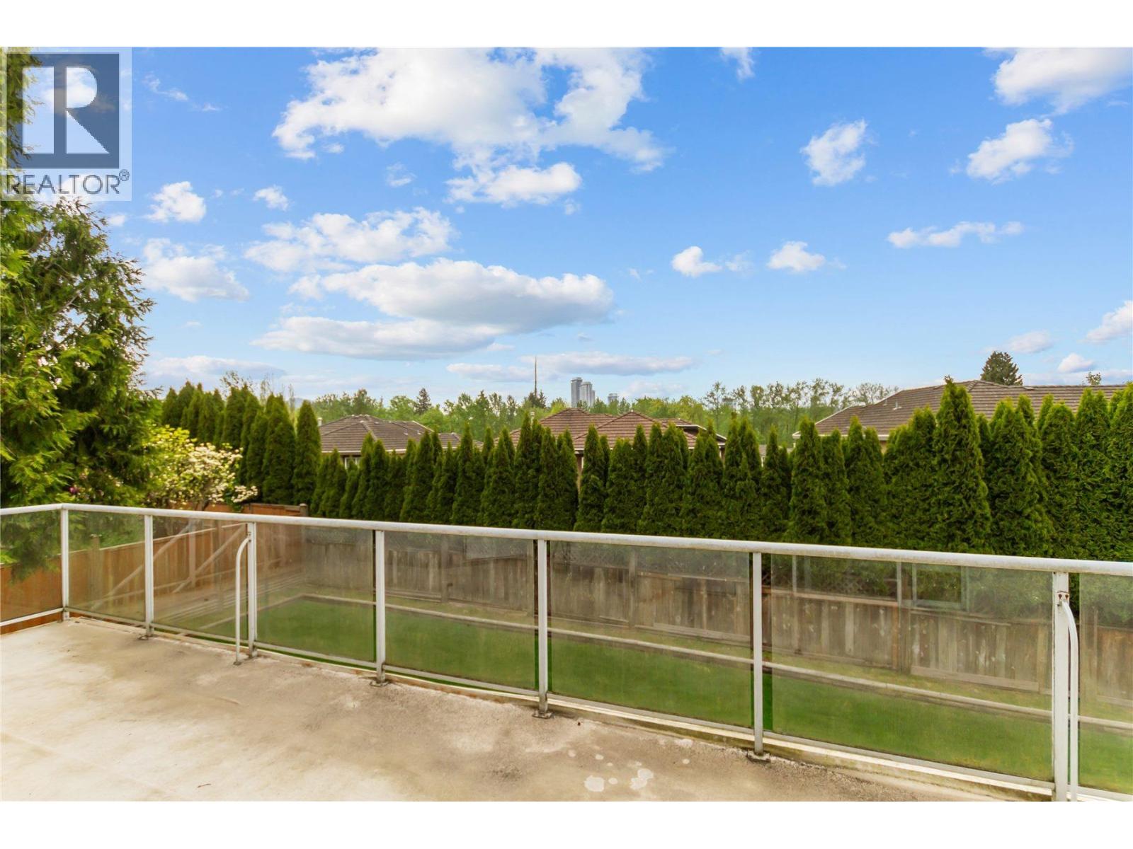 9149 Briar Road, Burnaby, British Columbia  V3N 4X1 - Photo 10 - R3116335