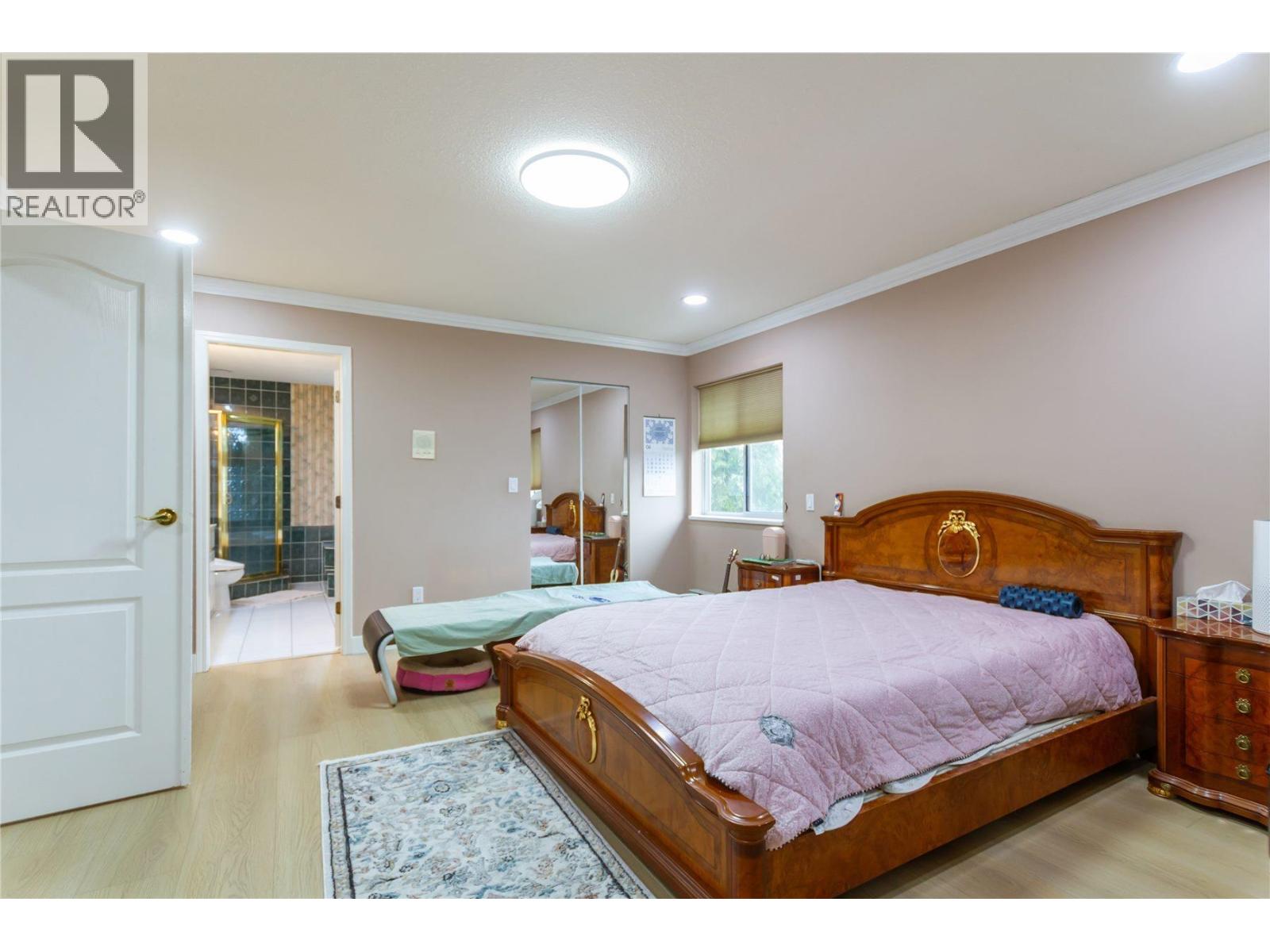 9149 Briar Road, Burnaby, British Columbia  V3N 4X1 - Photo 13 - R3116335
