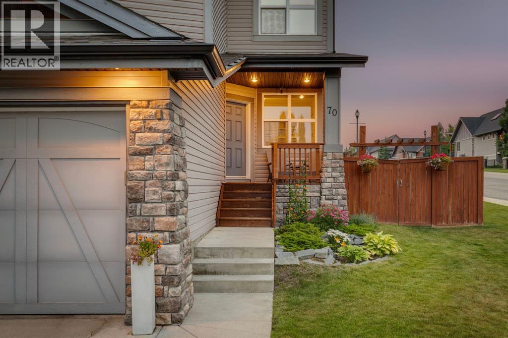 70 Cortina Way SW, Calgary, Alberta  T3H 0L7 - Photo 2 - A2331692