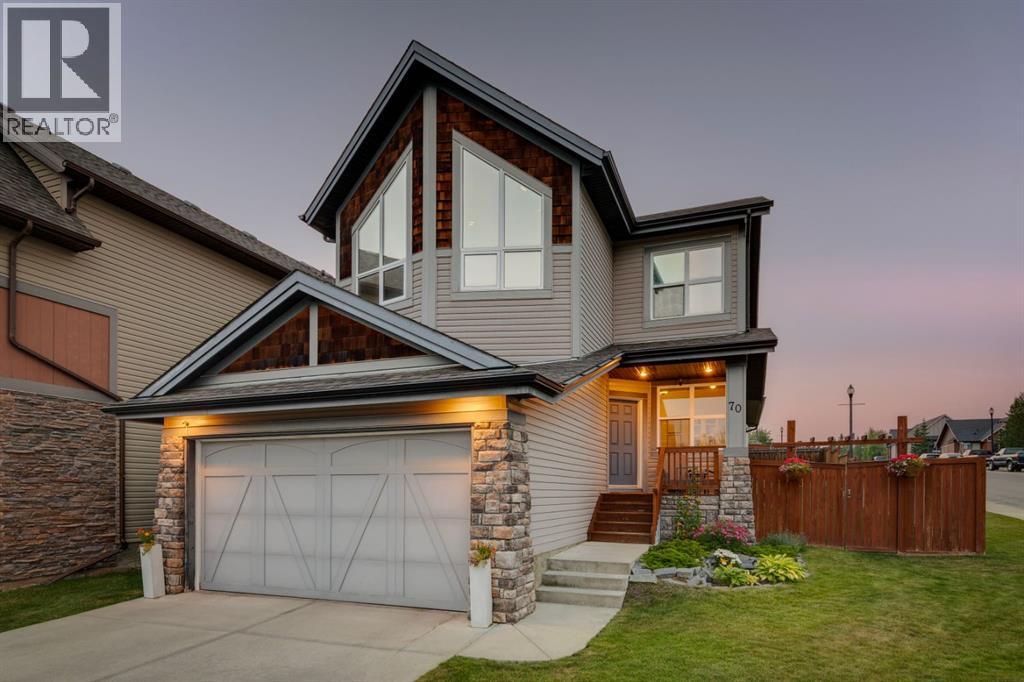 70 Cortina Way SW, Calgary, Alberta  T3H 0L7 - Photo 1 - A2331692
