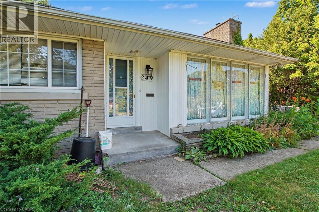 249 WOODHAVEN Road, Kitchener, Ontario