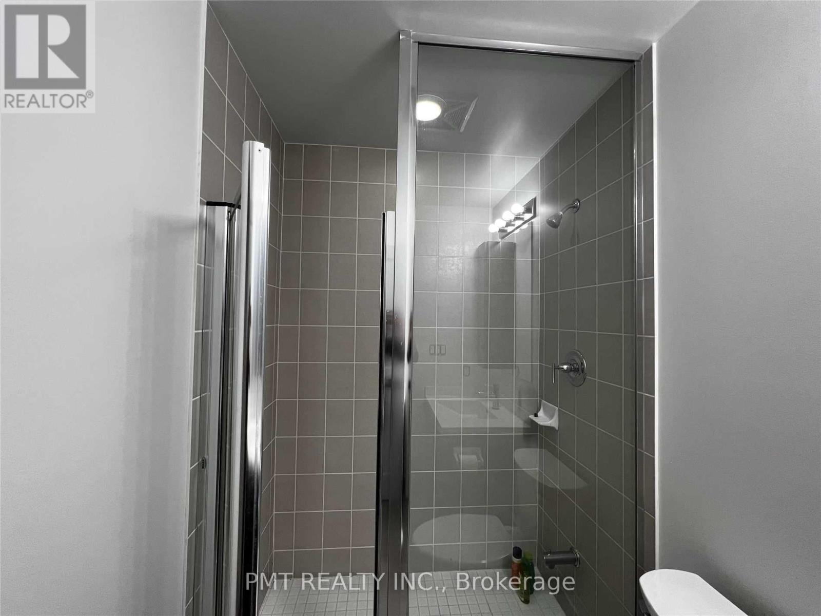 2014 - 352 Front Street W, Toronto, Ontario  M5V 0K3 - Photo 17 - C13594202