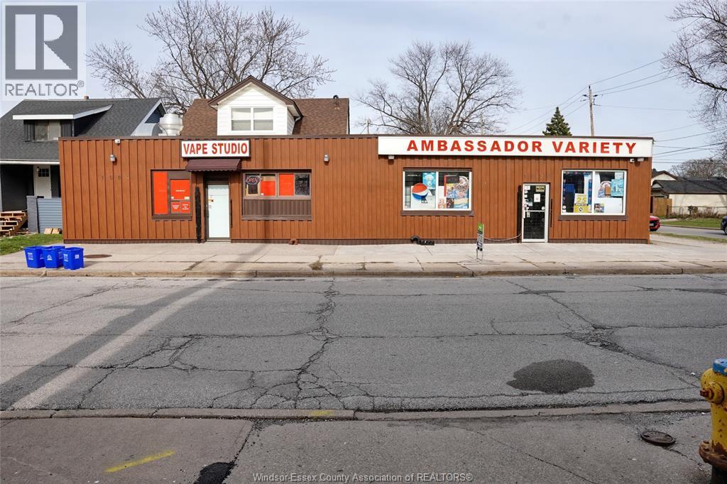 1086-1090 Felix, Windsor, Ontario N9C 3L5 - Photo 2 - 26018432