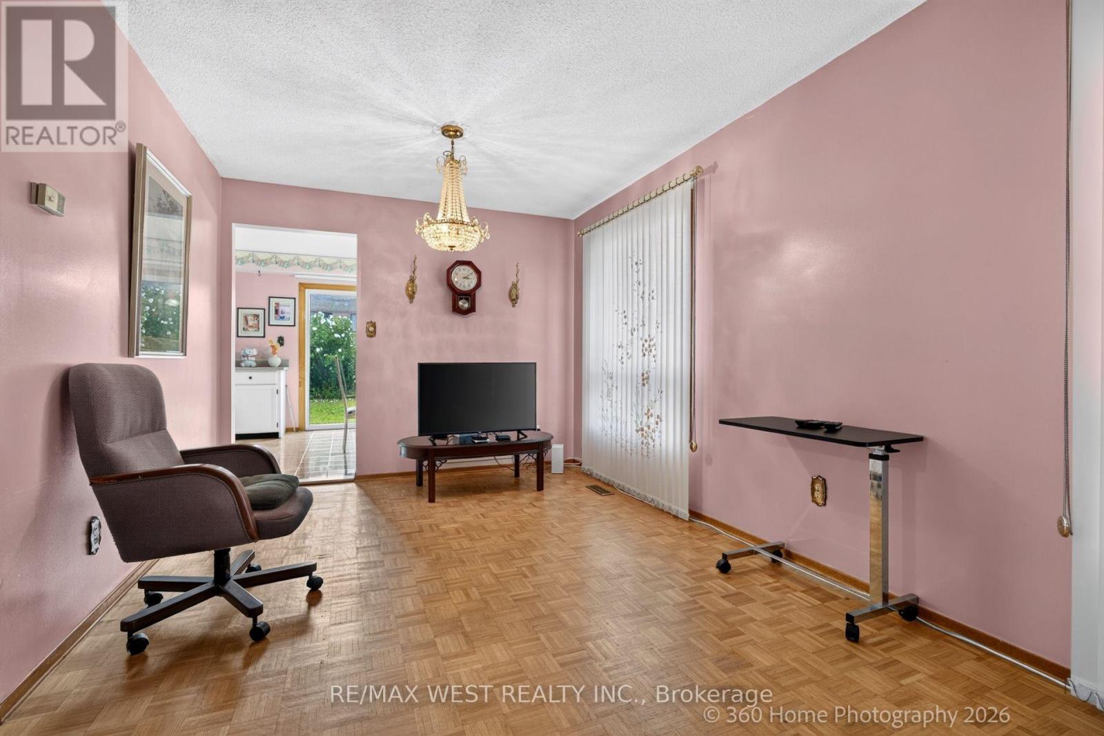 4157 Ottewell Crescent, Mississauga, Ontario  L4W 4A4 - Photo 10 - W13623298