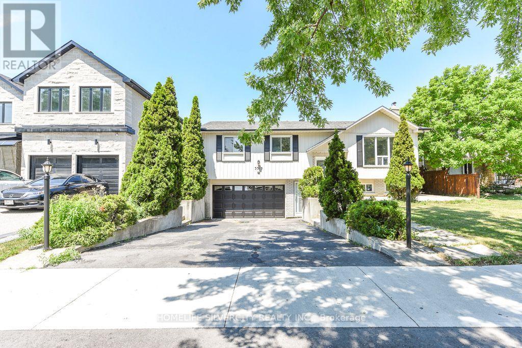 3315 DWIGGIN AVENUE, Mississauga, Ontario