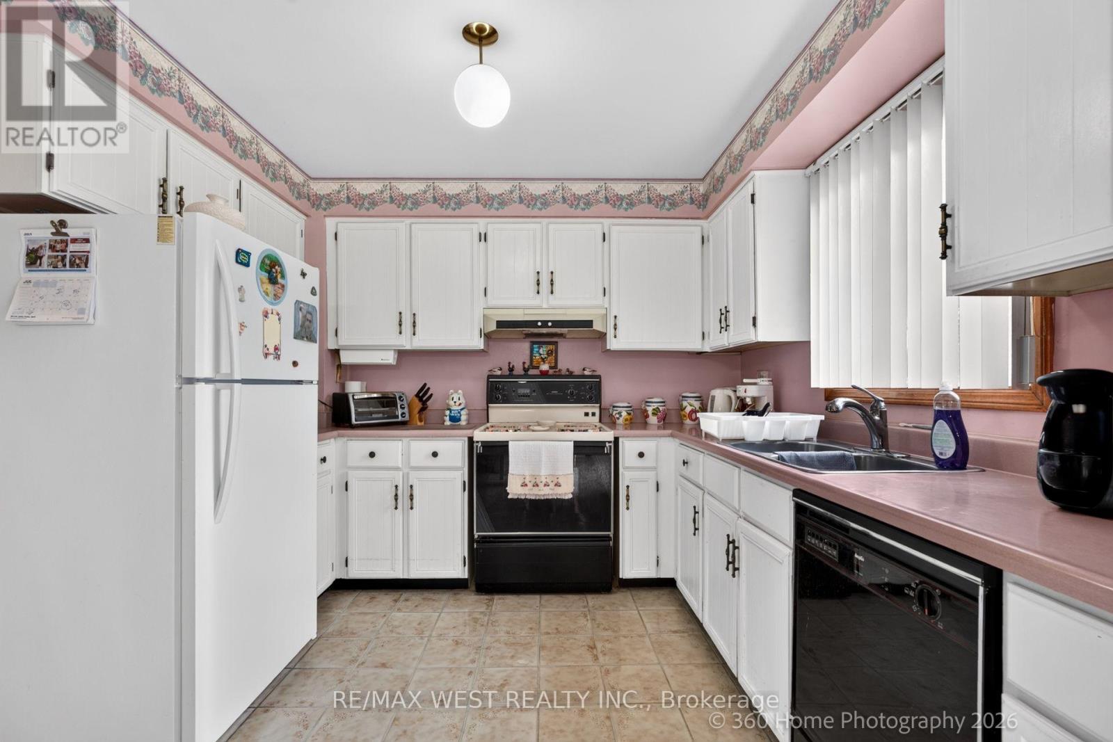 4157 Ottewell Crescent, Mississauga, Ontario  L4W 4A4 - Photo 6 - W13623298