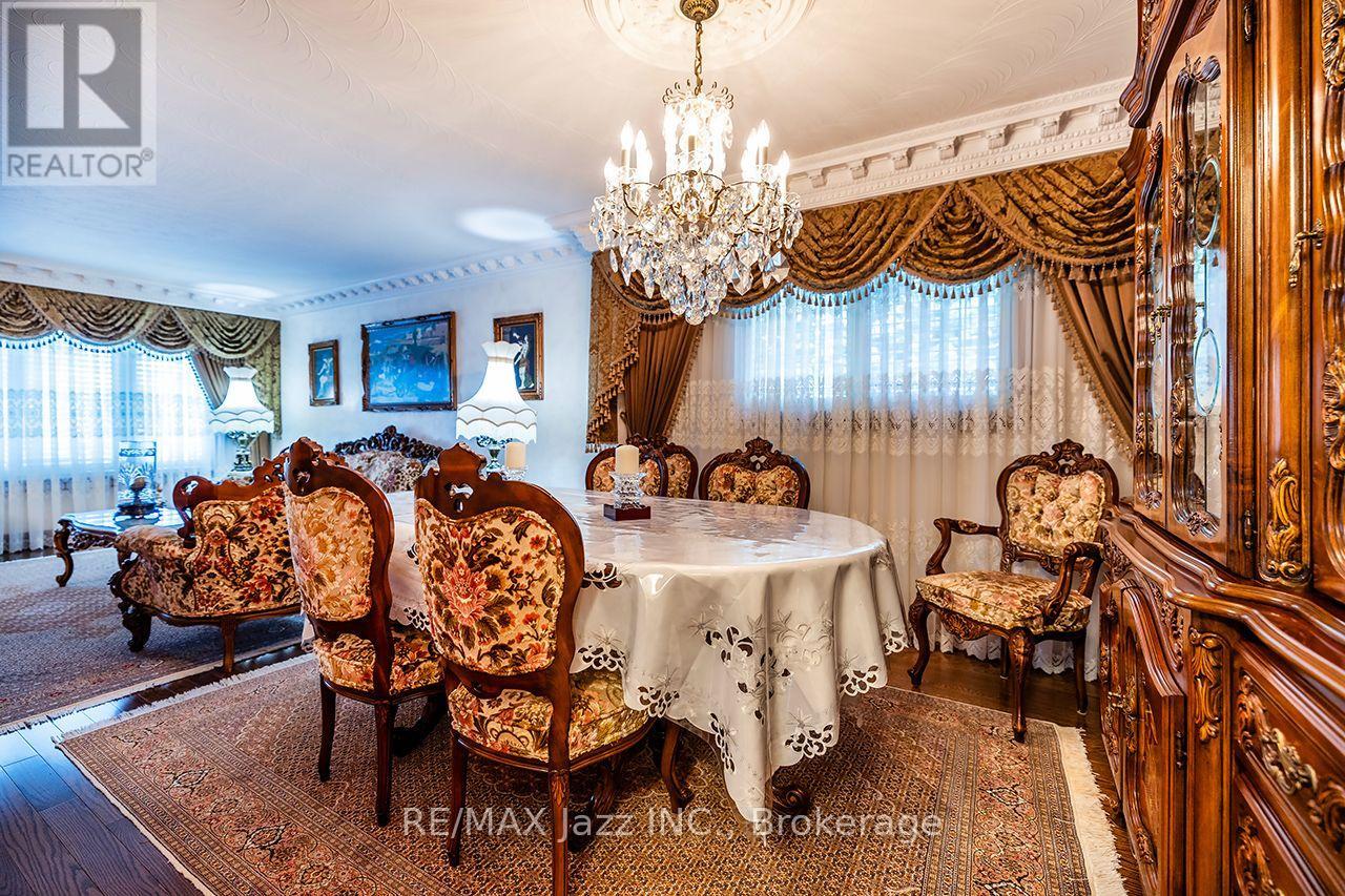 89 Crestwood Road, Vaughan, Ontario  L4J 1A7 - Photo 15 - N13624594