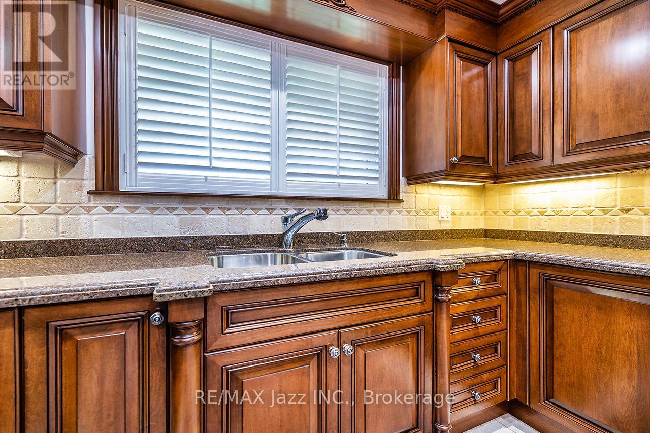 89 Crestwood Road, Vaughan, Ontario  L4J 1A7 - Photo 19 - N13624594