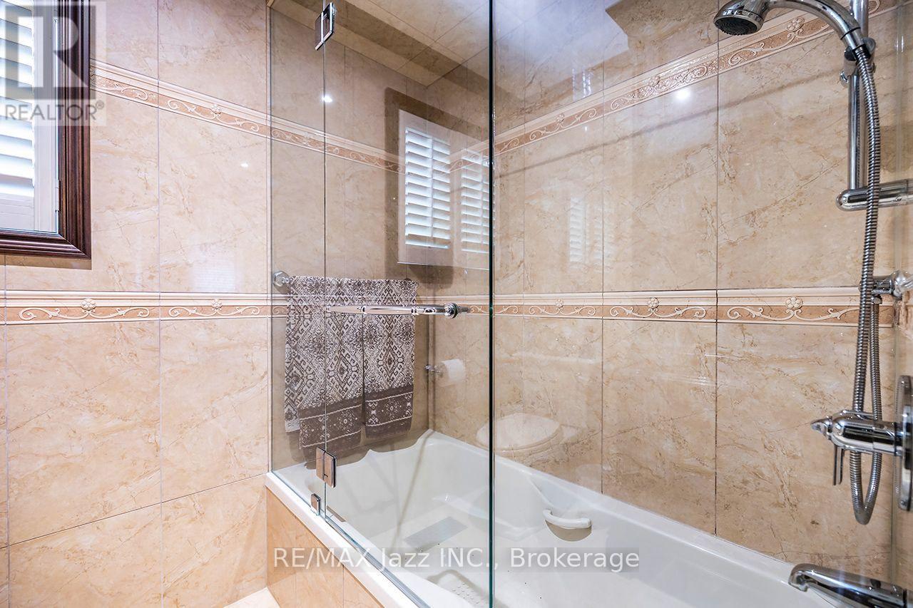 89 Crestwood Road, Vaughan, Ontario  L4J 1A7 - Photo 24 - N13624594