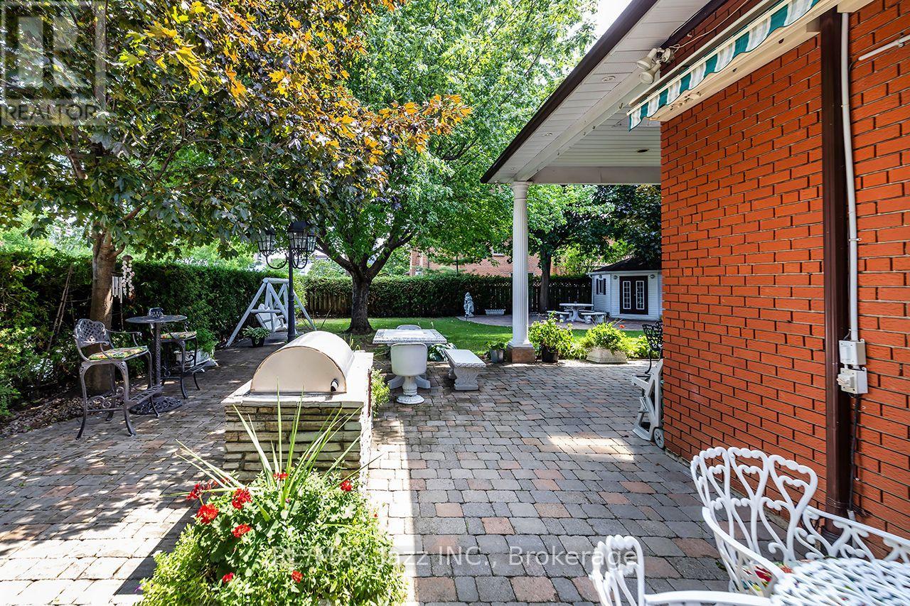 89 Crestwood Road, Vaughan, Ontario  L4J 1A7 - Photo 7 - N13624594
