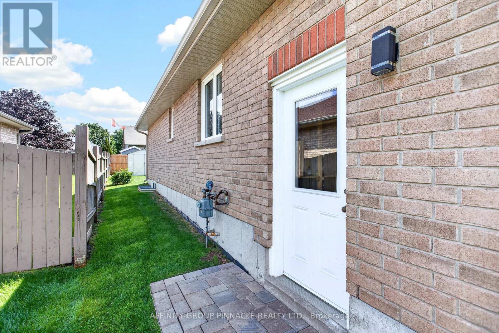 186 Mclaughlin Road, Kawartha Lakes (Lindsay), Ontario  K9V 6L8 - Photo 38 - X13624606