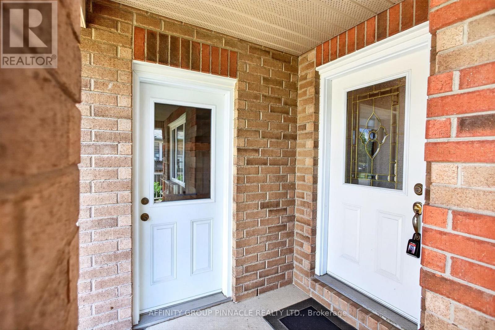 186 Mclaughlin Road, Kawartha Lakes (Lindsay), Ontario  K9V 6L8 - Photo 6 - X13624606