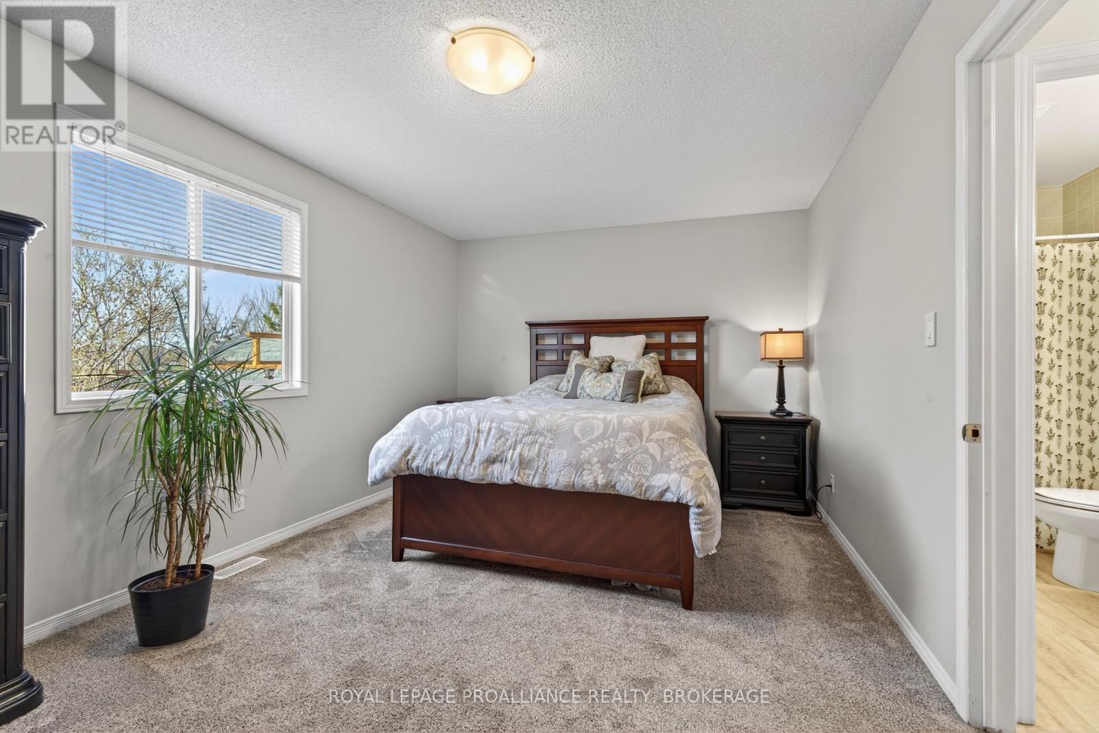 964 Rainbow Crescent, Kingston (Kingston East (Incl Barret Crt)), Ontario  K7K 7J2 - Photo 16 - X13624544