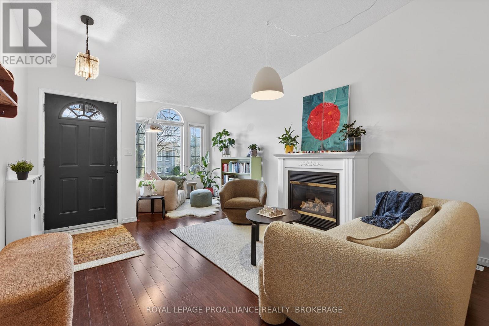 964 Rainbow Crescent, Kingston (Kingston East (Incl Barret Crt)), Ontario  K7K 7J2 - Photo 8 - X13624544