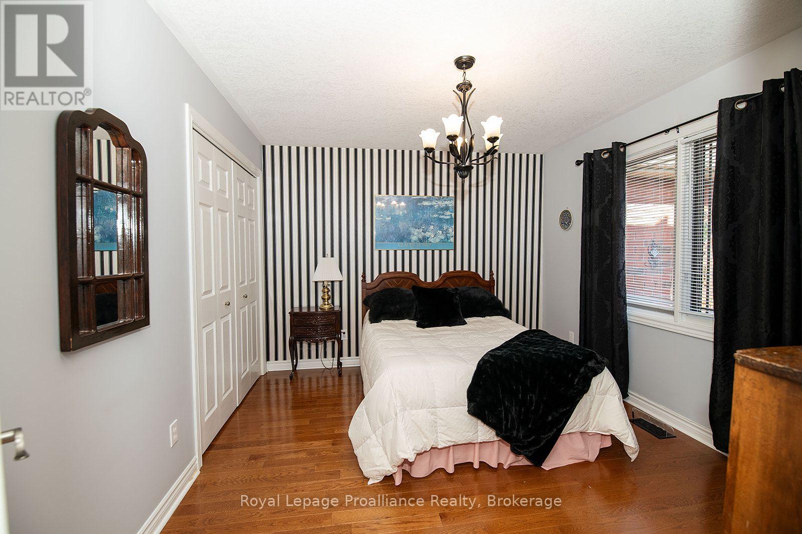 31 Hawthorn Street, Belleville, Ontario  K8P 5M6 - Photo 22 - X13624648