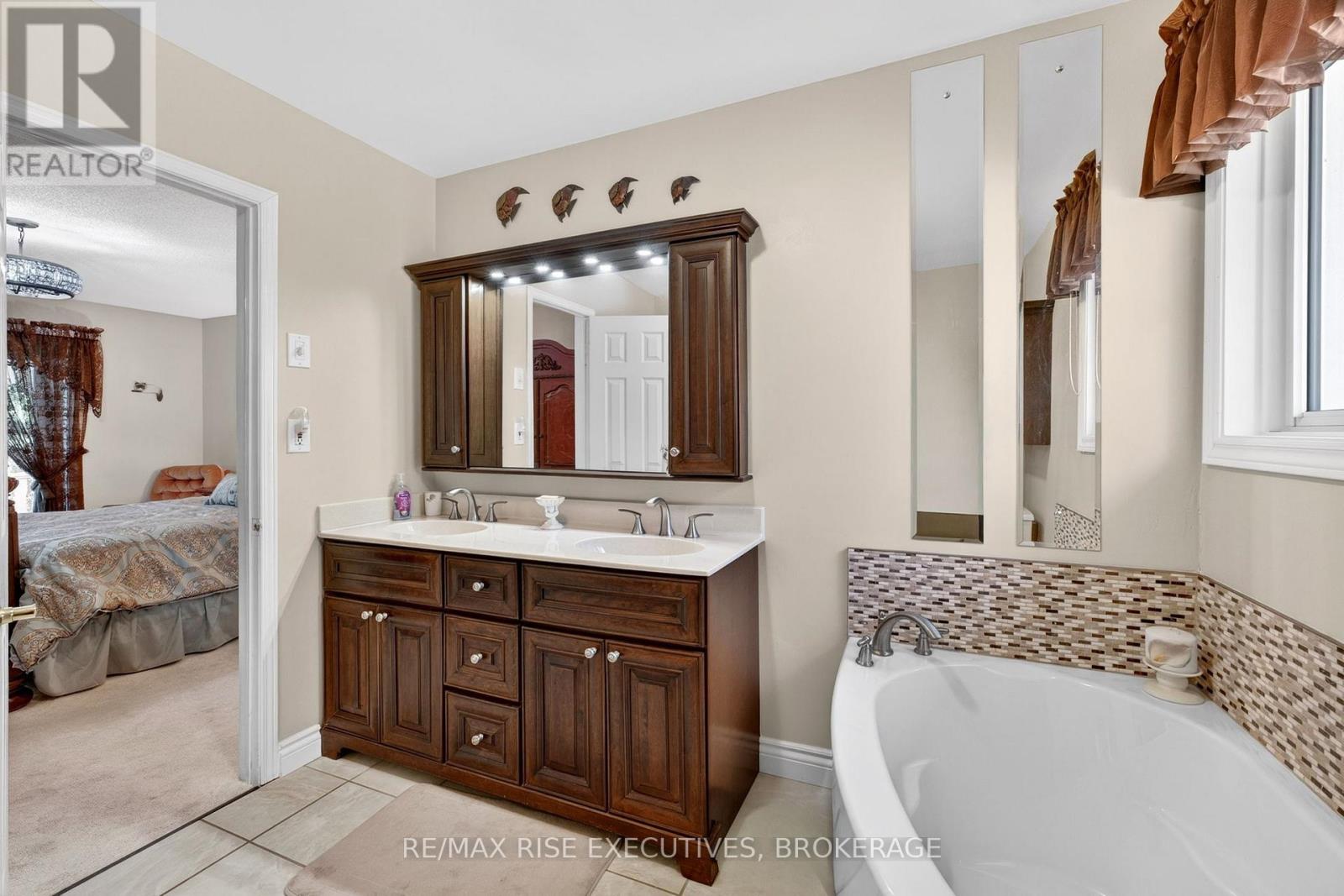 3481 Buck Point Lane, Frontenac, Ontario  K0H 1X0 - Photo 16 - X13624636