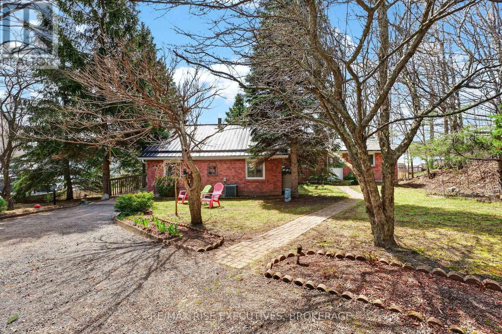 3481 Buck Point Lane, Frontenac, Ontario K0H 1X0 - Photo 2 - X13624636