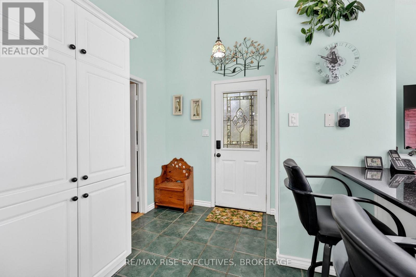 3481 Buck Point Lane, Frontenac, Ontario K0H 1X0 - Photo 3 - X13624636