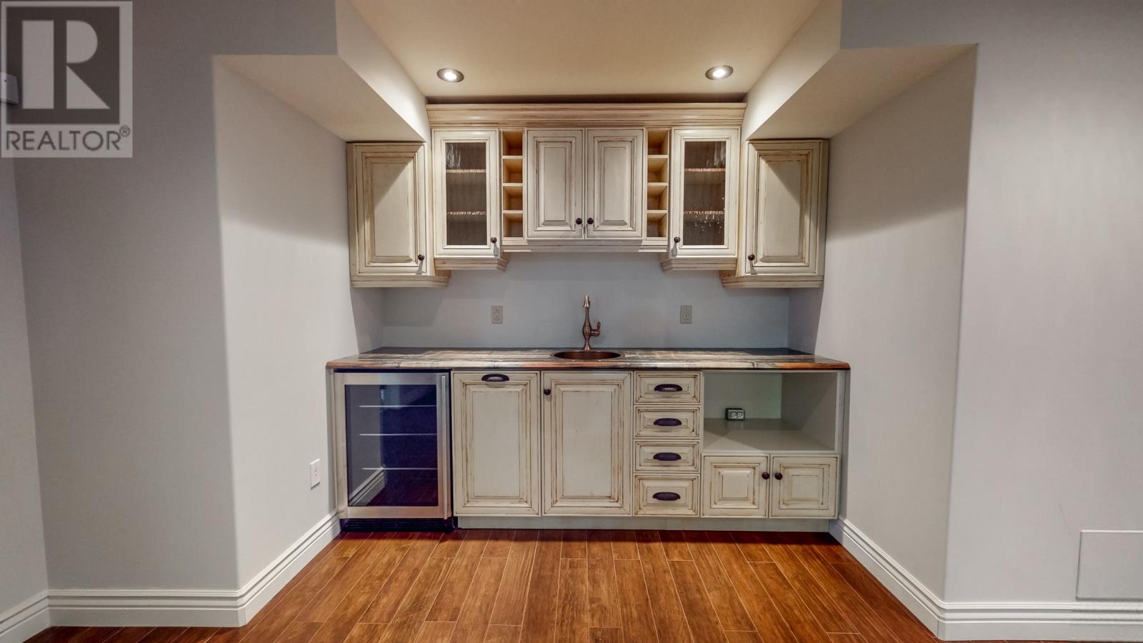 111 Cheeseman Drive, St. John's, Newfoundland & Labrador  A1H 0G8 - Photo 38 - 1299701