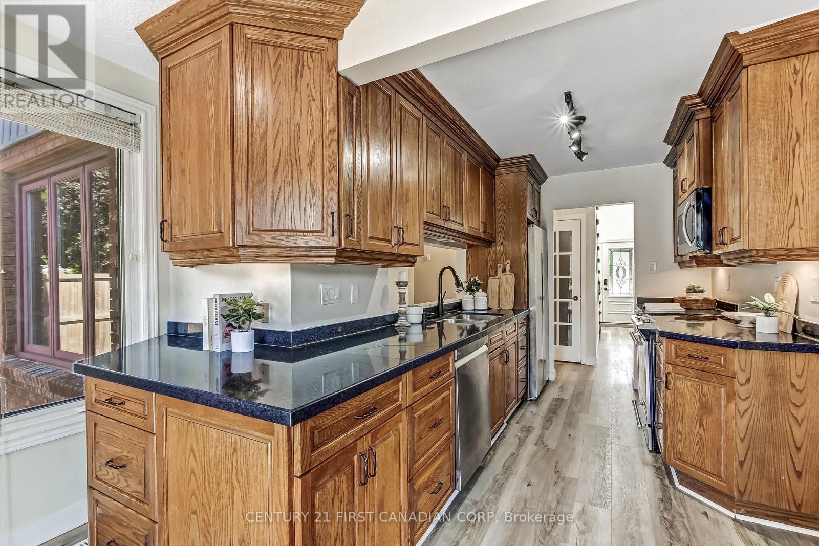 665 Upper Queen Street, London South, Ontario  N6C 5C3 - Photo 12 - X13624658