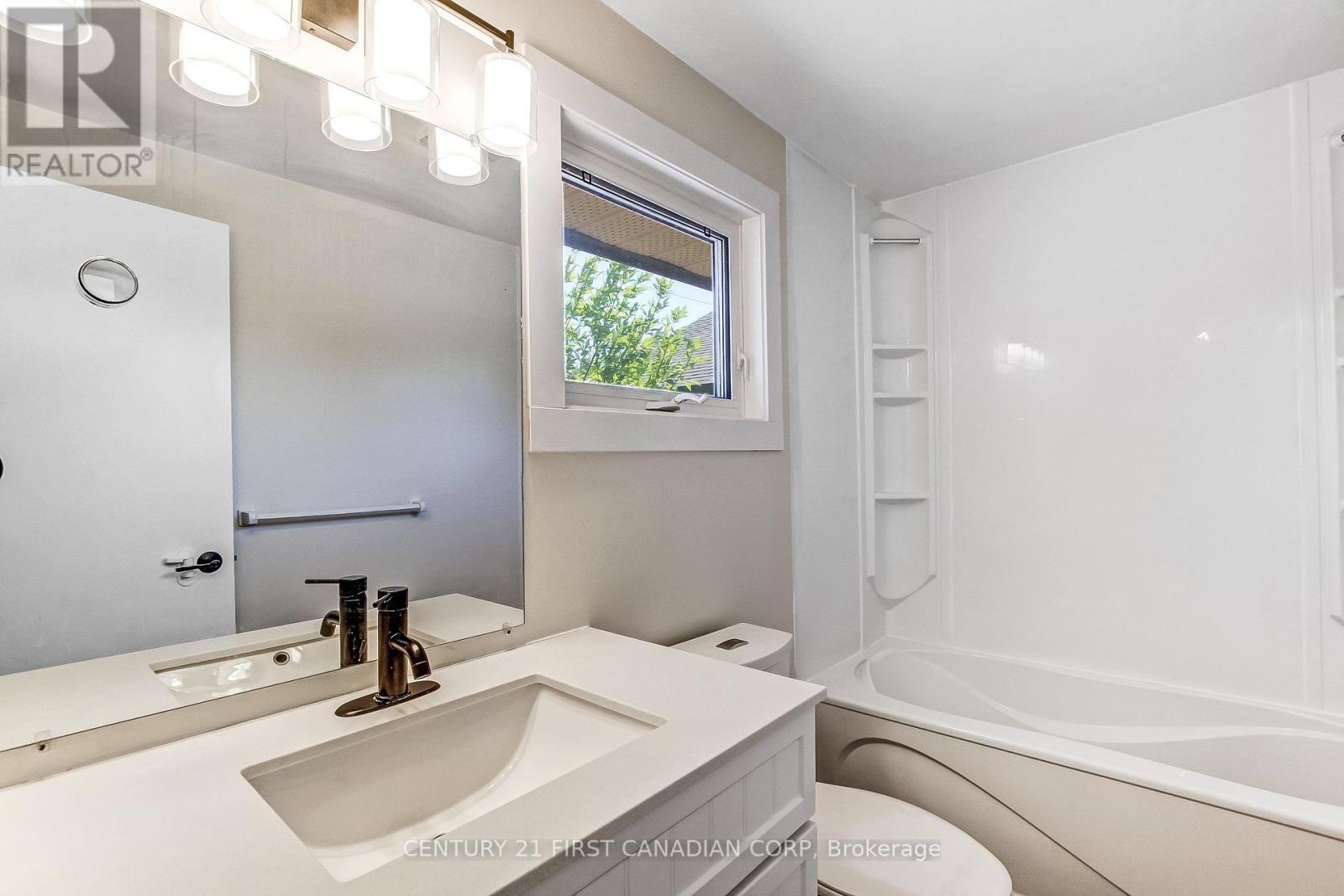 665 Upper Queen Street, London South, Ontario  N6C 5C3 - Photo 19 - X13624658