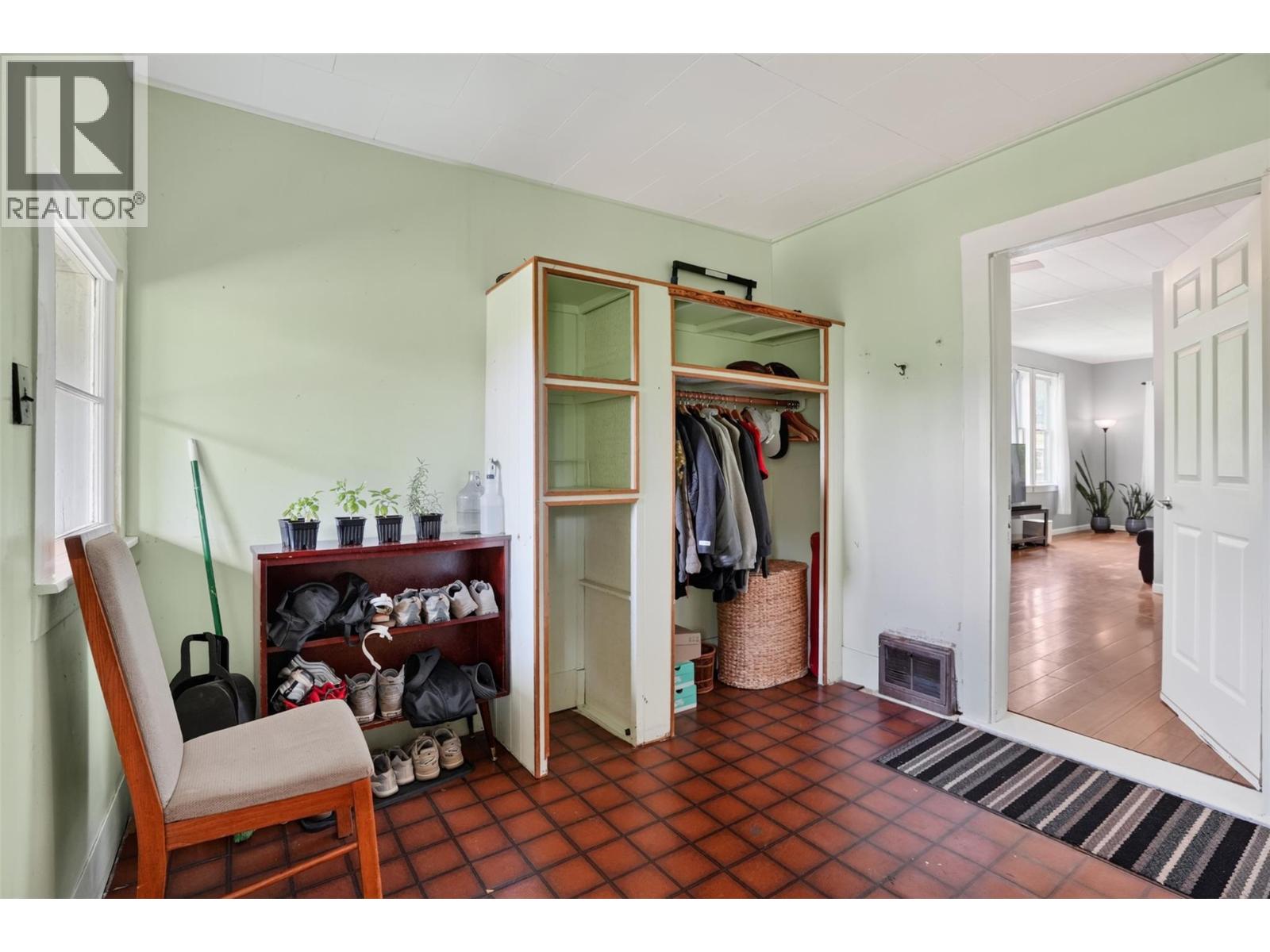 703 Pine Street, Nelson, British Columbia  V1L 2K3 - Photo 27 - 10395989