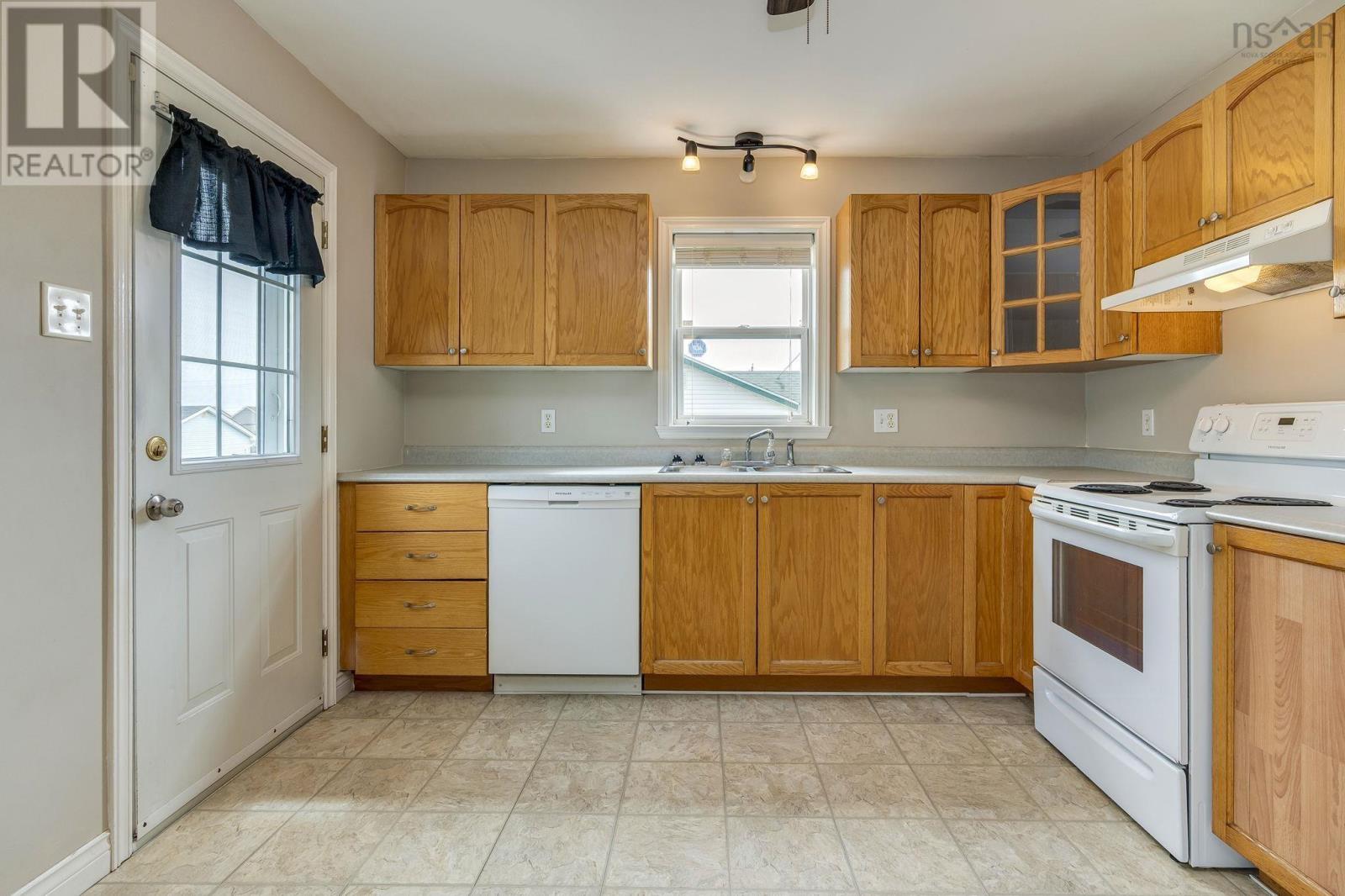 1 Jeep Crescent, Eastern Passage, Nova Scotia  B3G 1P5 - Photo 8 - 202619218
