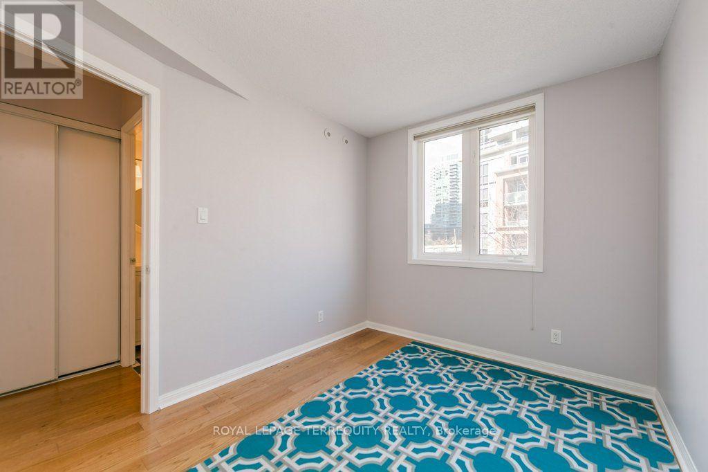 A - 11 Crawford Street, Toronto, Ontario  M6K 3M3 - Photo 14 - C13624620