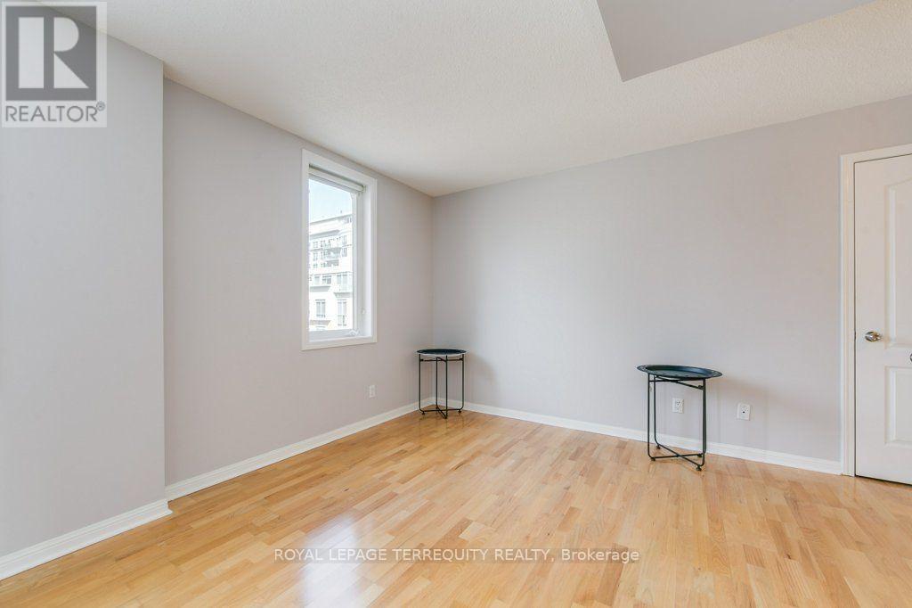 A - 11 Crawford Street, Toronto, Ontario  M6K 3M3 - Photo 16 - C13624620