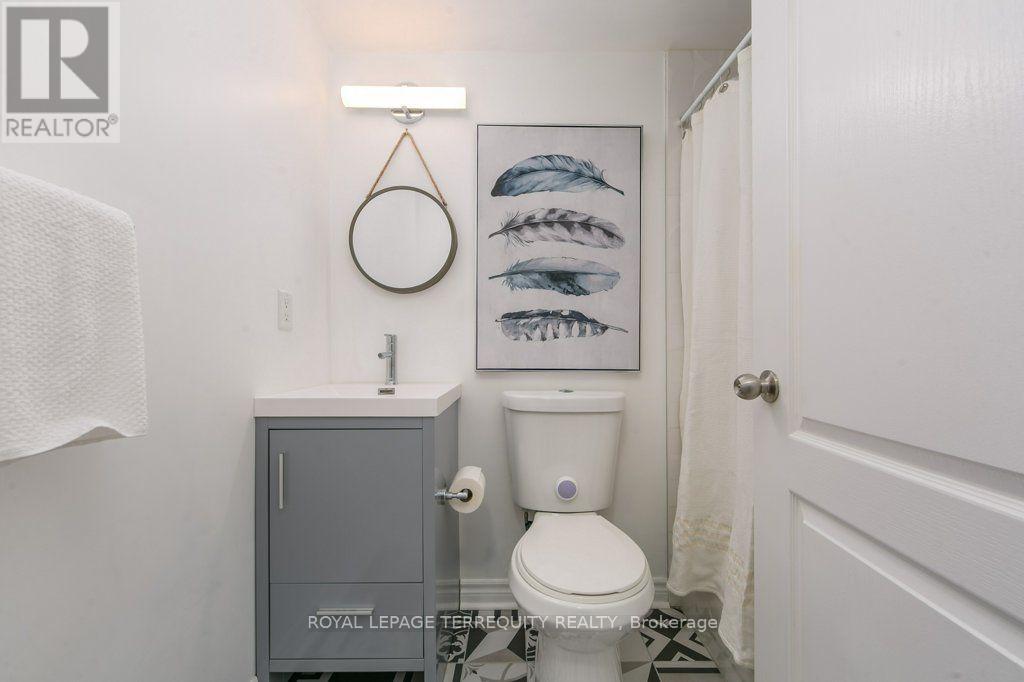 A - 11 Crawford Street, Toronto, Ontario  M6K 3M3 - Photo 19 - C13624620