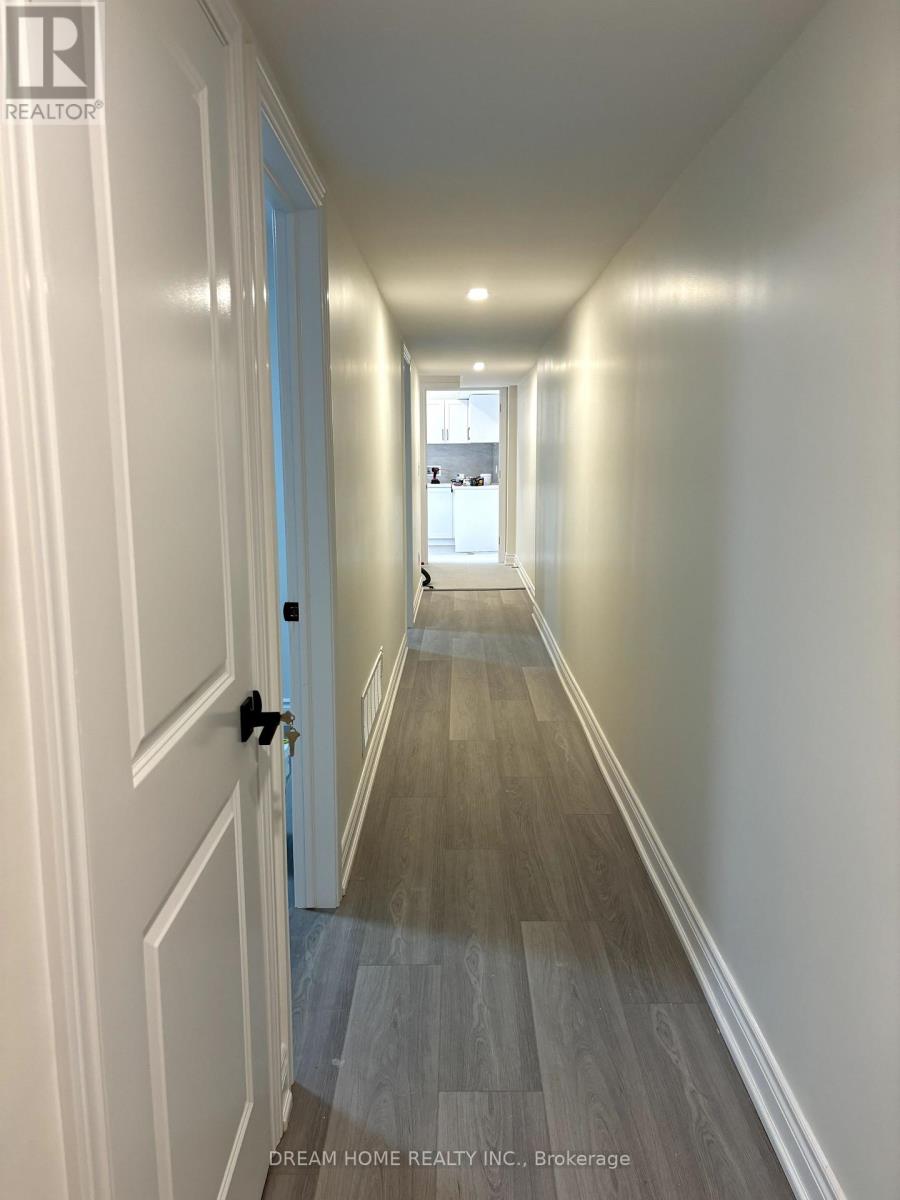 B03 - 643 Bathurst Street, Toronto, Ontario  M5S 2R2 - Photo 2 - C13624638